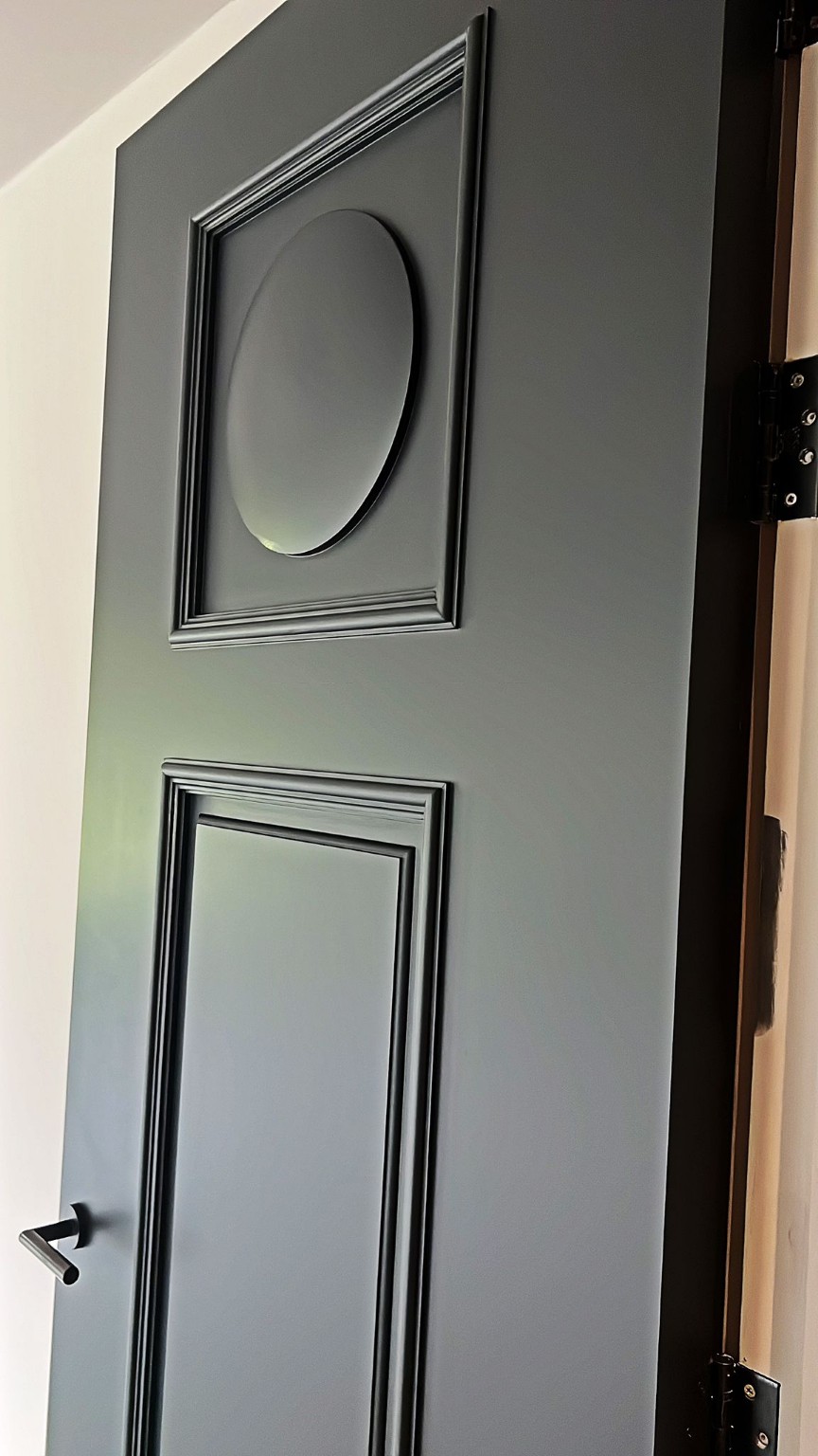 Door after painting